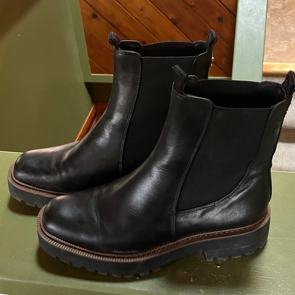 Sam Edelman Laguna Chelsea Boot - Picture 3 of 5